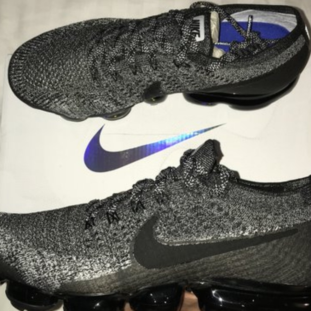 Women's Nike Air Vapormax flyknit Oreo Cookies & C